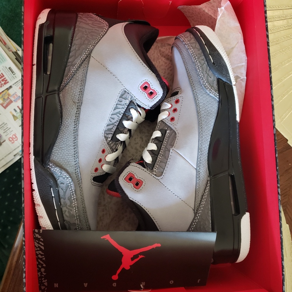 Jordan retro 3 2011 "stealth"